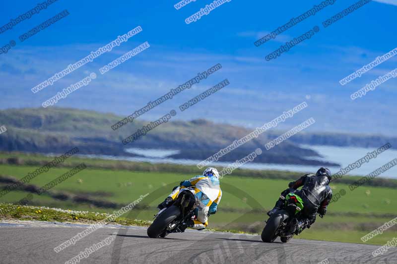 anglesey no limits trackday;anglesey photographs;anglesey trackday photographs;enduro digital images;event digital images;eventdigitalimages;no limits trackdays;peter wileman photography;racing digital images;trac mon;trackday digital images;trackday photos;ty croes